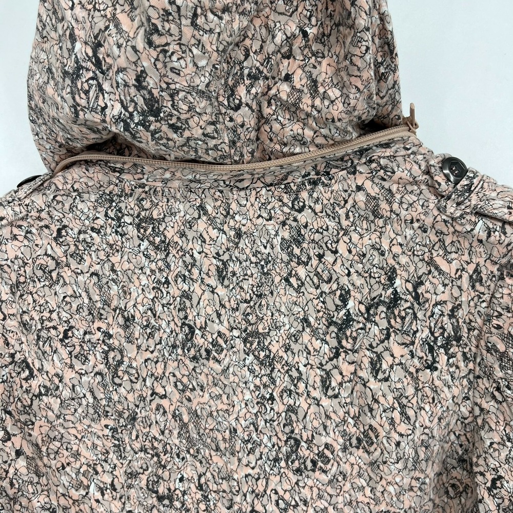 BCBGeneration Jacket Women's Size S Pink Floral Print Convertible Hood - Picture 8 of 9